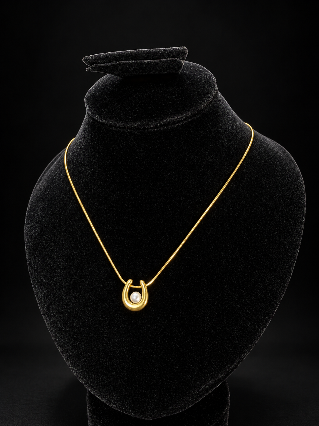 Golden Pearl Horseshoe Pendant Necklace