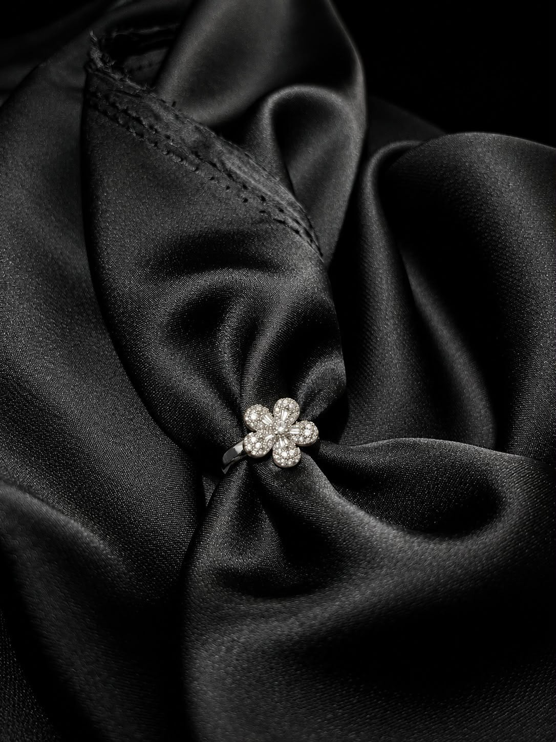 Silver Crystal Flower Ring