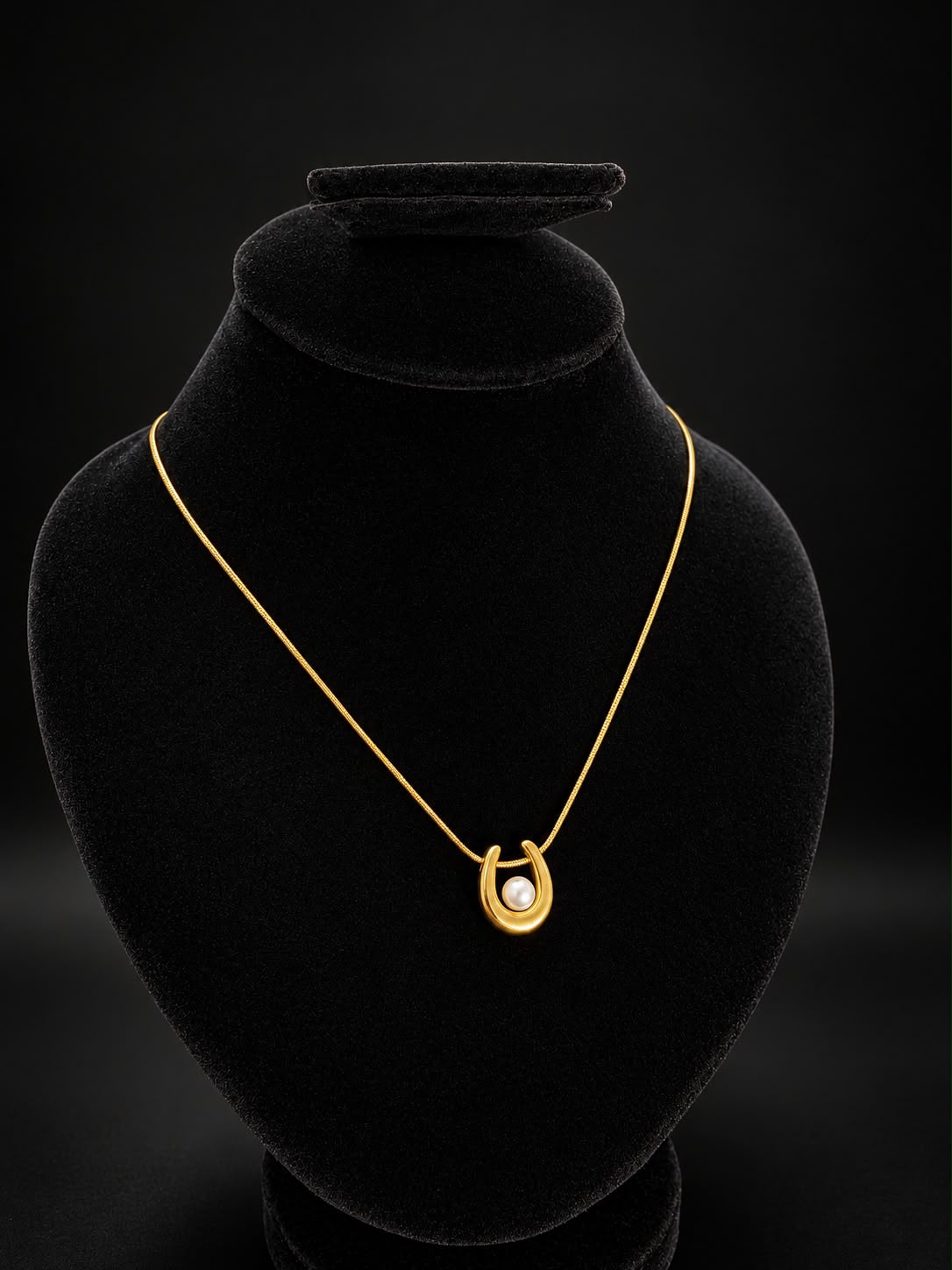 Golden Pearl Horseshoe Pendant Necklace