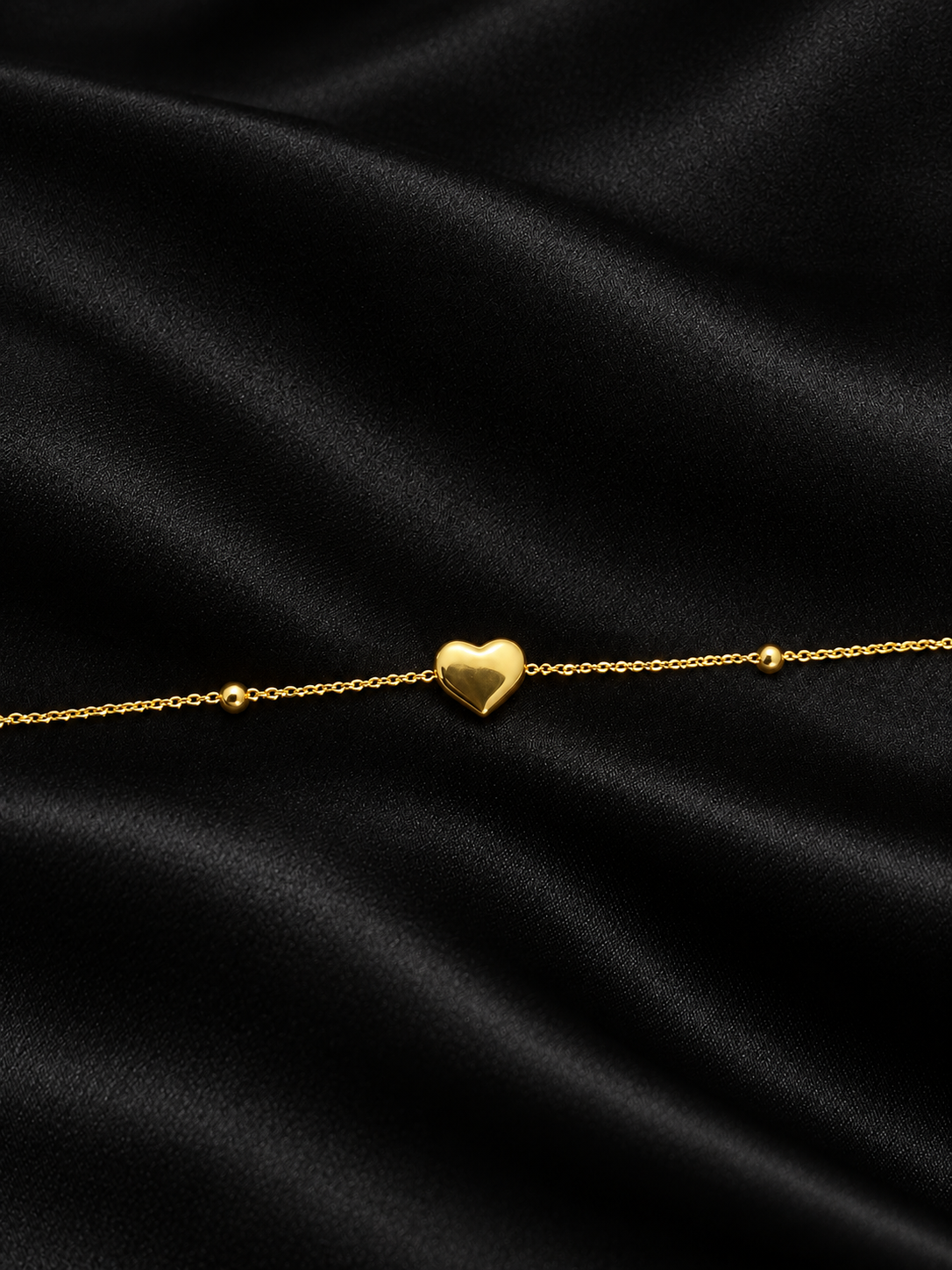 Golden Charming Heart Bracelet