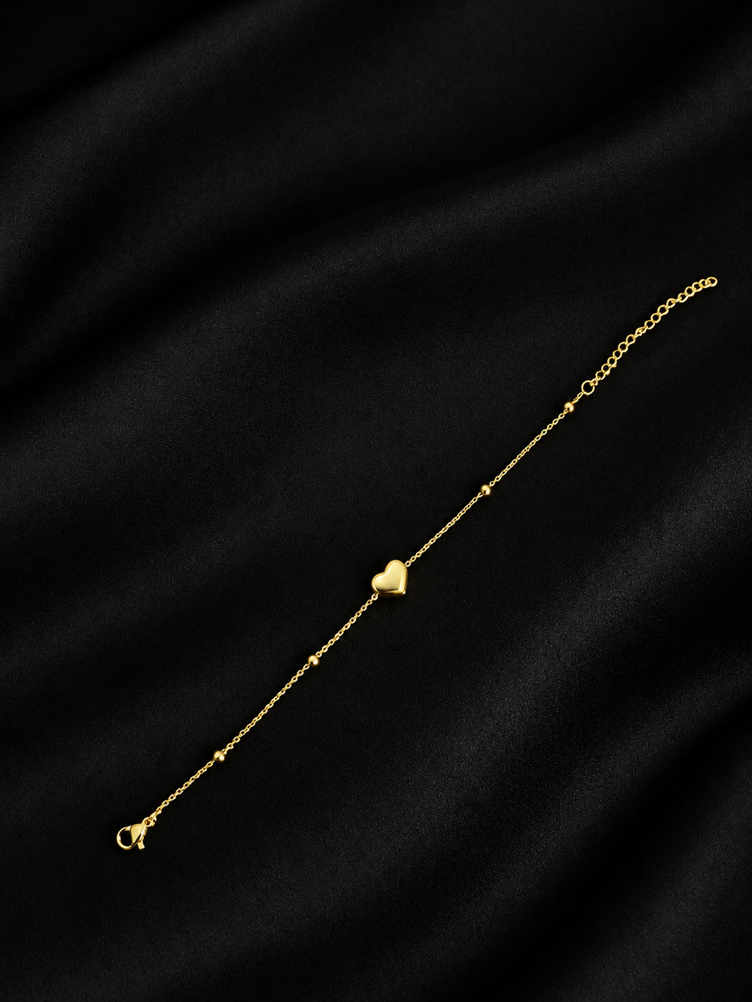 Golden Charming Heart Bracelet